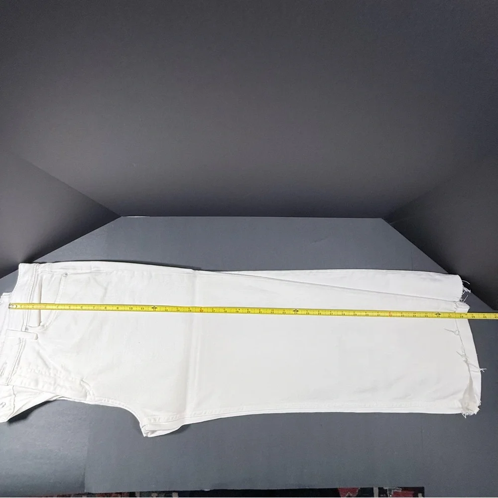 Kut from the Kloth Rachael Fab Ab Optic White Straight leg Jeans - Picture 11 of 11